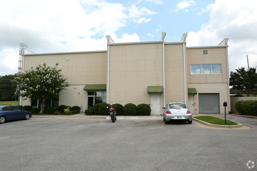 6485 University Dr NW, Huntsville, AL à louer - Photo de l’immeuble – Image 3 sur 6