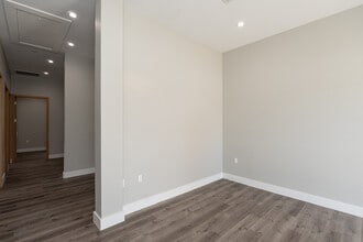 8525 N Sam Houston Pkwy E, Humble, TX à louer Photo intérieure– Image 2 sur 19