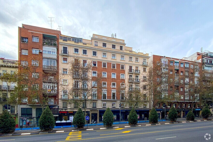 Calle de Francisco Silvela, 55, Madrid, Madrid à louer - Photo de l’immeuble – Image 3 sur 3