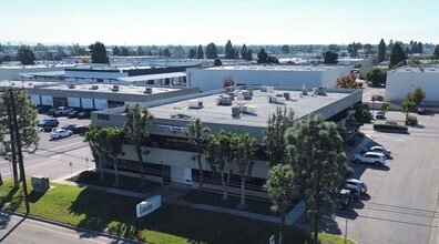 5312 Bolsa Ave, Huntington Beach, CA à louer Photo de l’immeuble– Image 1 sur 1