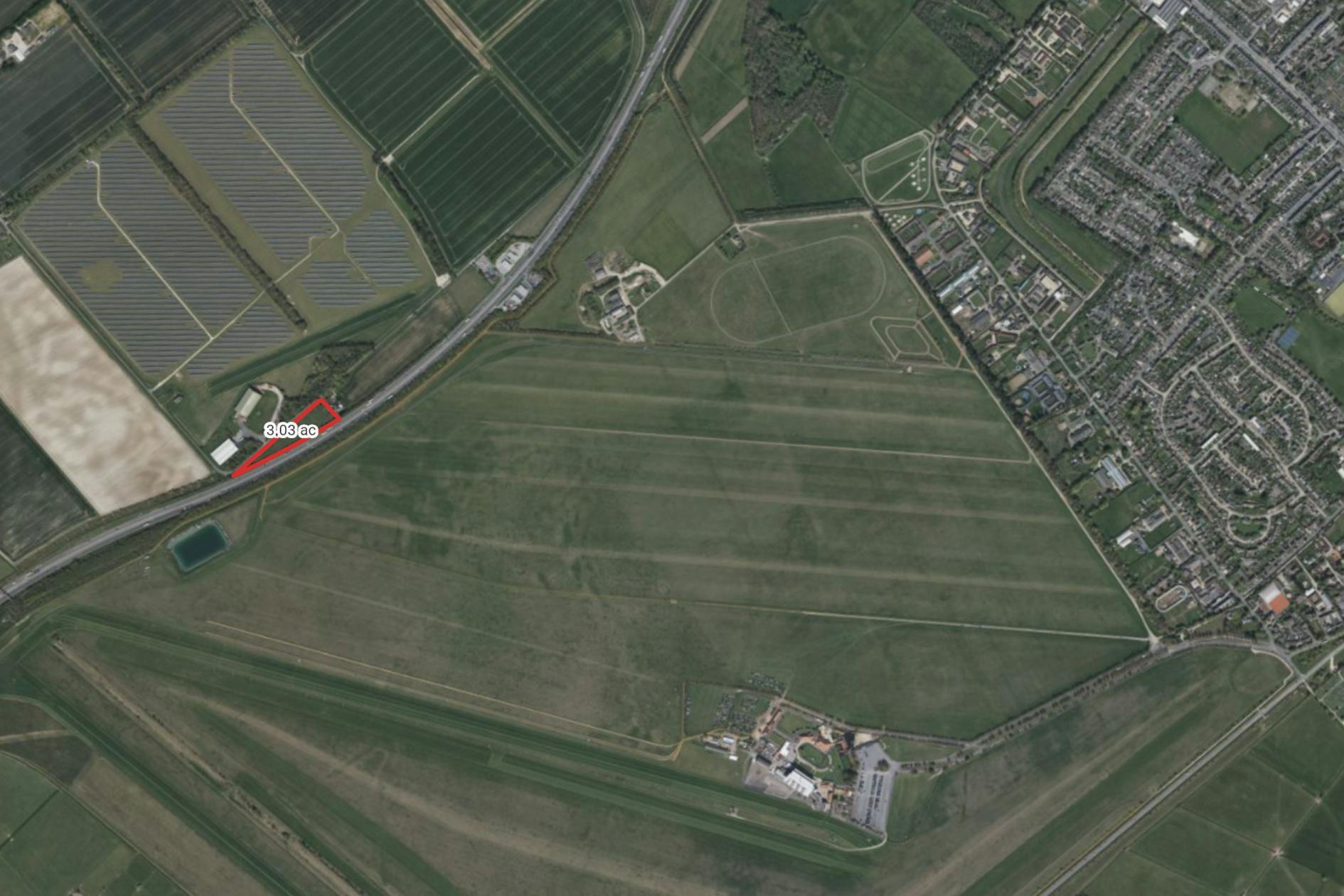 Heath Rd, Newmarket à louer Aérien– Image 1 sur 2