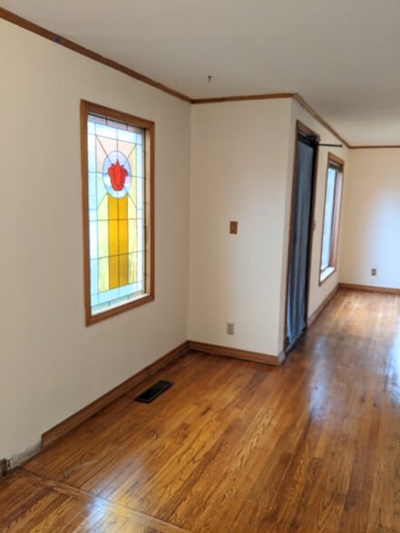 145 E 3rd St, North Bend, WA à louer - Photo de l’immeuble – Image 2 sur 14