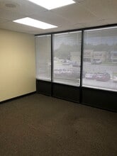7211 N Dale Mabry, Tampa, FL à louer Photo intérieure– Image 1 sur 3