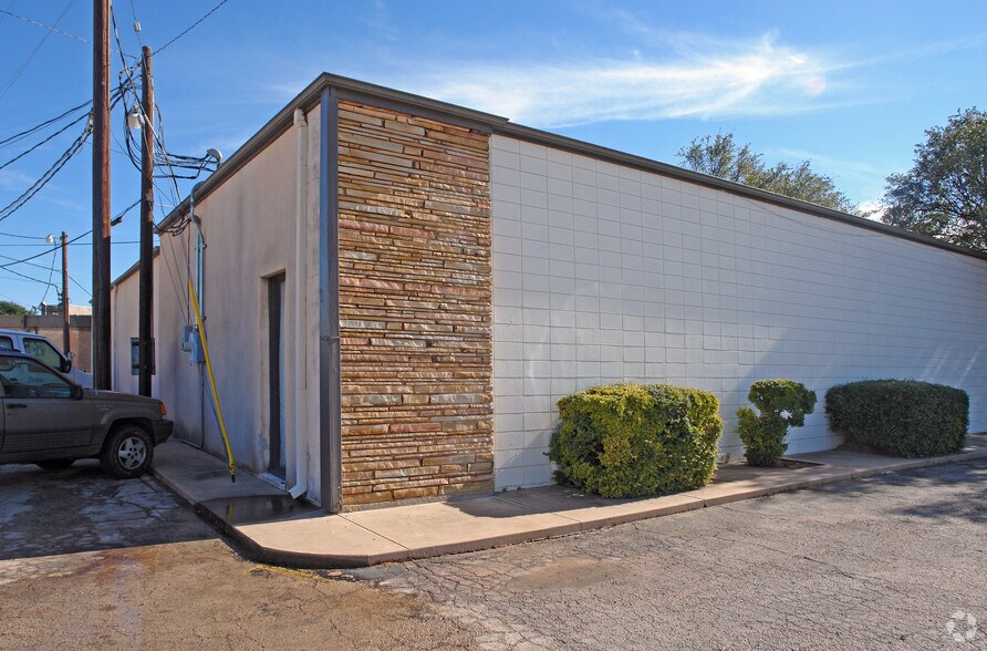 3900 N 1st St, Abilene, TX à louer - Photo de l’immeuble – Image 2 sur 3