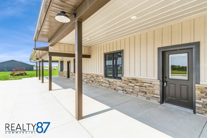 106 Towne Centre Dr, Urbana, IA à louer - Photo de l’immeuble – Image 3 sur 16