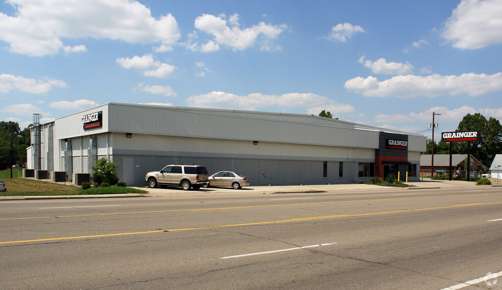 900 Division St, Parkersburg, WV à louer - Photo de l’immeuble – Image 3 sur 8