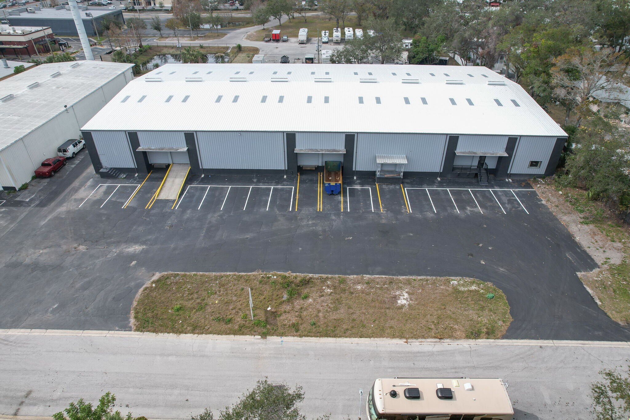 2250 10th St SE, Largo, FL à louer Photo intérieure– Image 1 sur 1