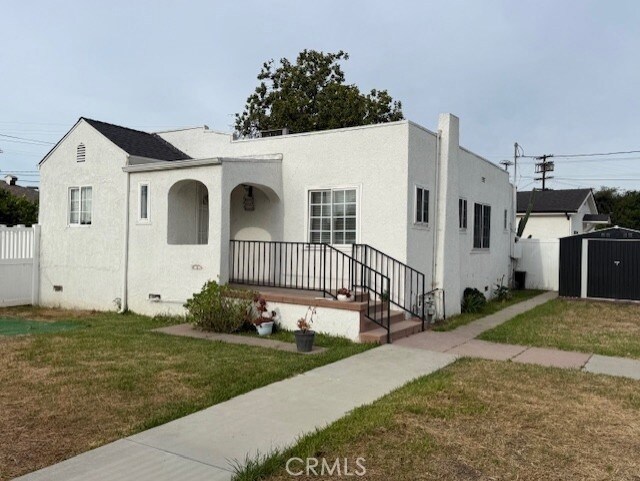 7737 Ferncola Ave, Sun Valley, CA à vendre - Photo de l’immeuble – Image 2 sur 32