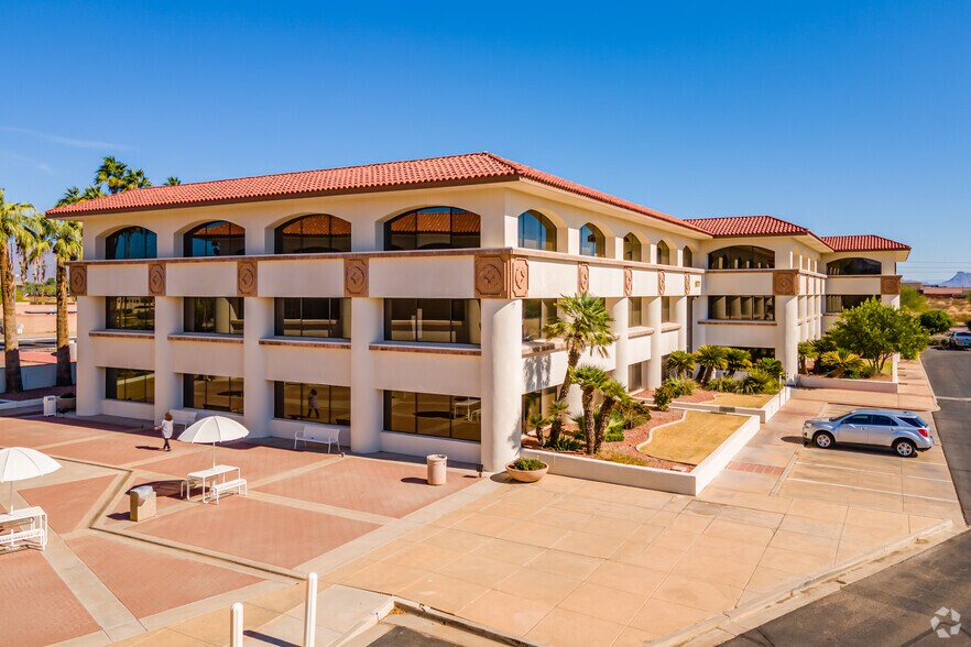 8777 E Via de Ventura, Scottsdale, AZ à louer - Photo principale – Image 1 sur 9