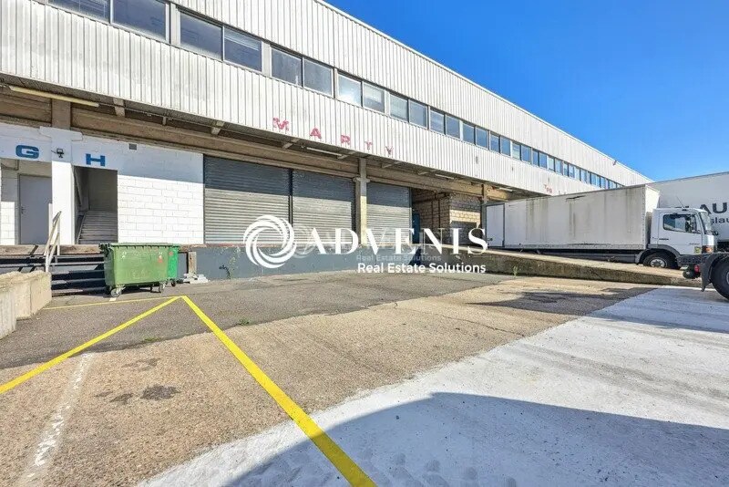 Industriel/Logistique dans Aulnay-sous-Bois à louer - Photo de l’immeuble – Image 2 sur 7