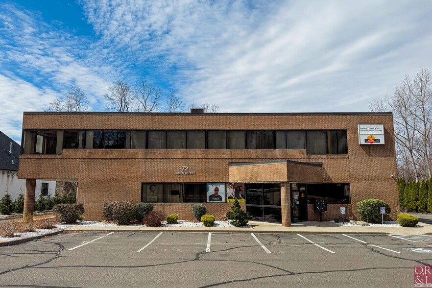 72 Queen St, Southington, CT à louer - Photo de l’immeuble – Image 1 sur 20