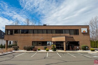 Plus de détails pour 72 Queen St, Southington, CT - Bureau à louer