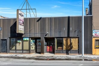 4330-4334 N Pulaski Rd, Chicago, IL à louer Photo de l’immeuble– Image 1 sur 1