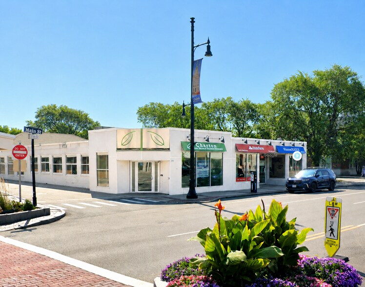 222-226 222-226 Main St. & 1 Eldridge St. Nashua, Nashua, NH à vendre - Photo de l’immeuble – Image 1 sur 4