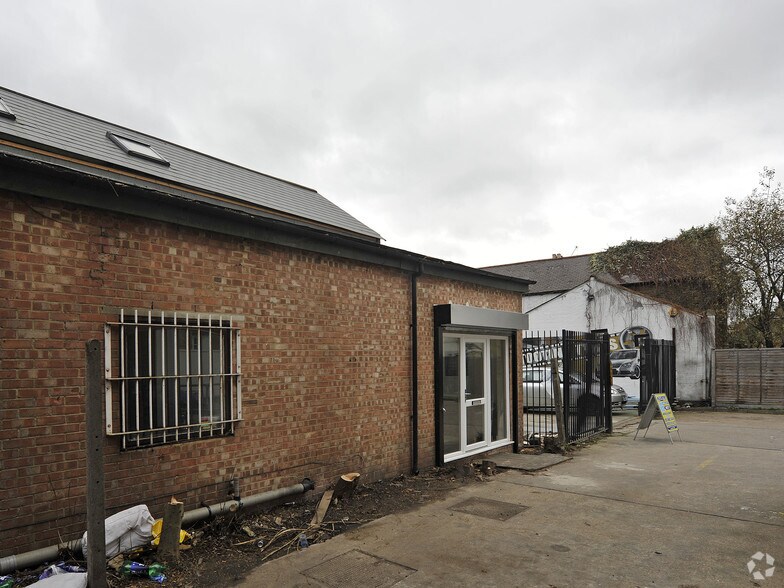 15A Selkirk Rd, Londres à louer - Photo de l’immeuble – Image 3 sur 5