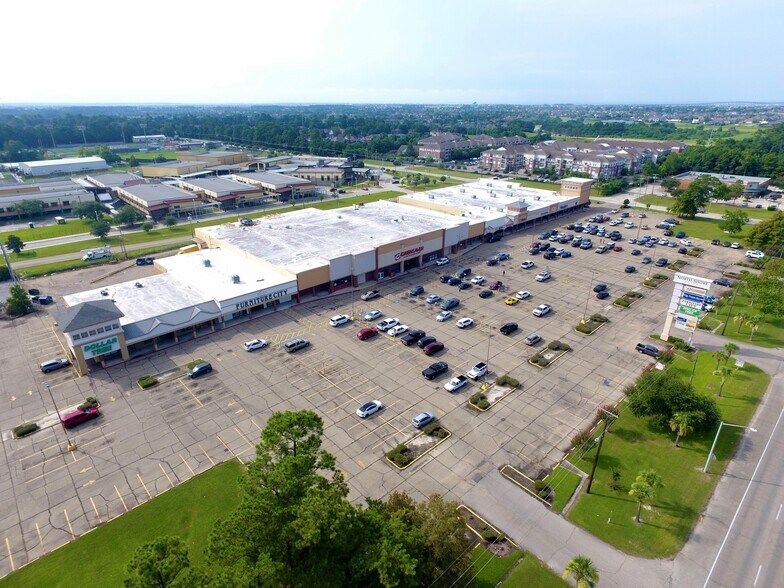 4000 Pontchartrain Dr, Slidell, LA à louer - Photo principale – Image 1 sur 9