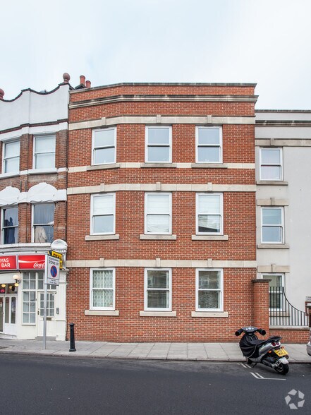 41 Barnes High St, Londres à vendre - Photo de l’immeuble – Image 3 sur 7