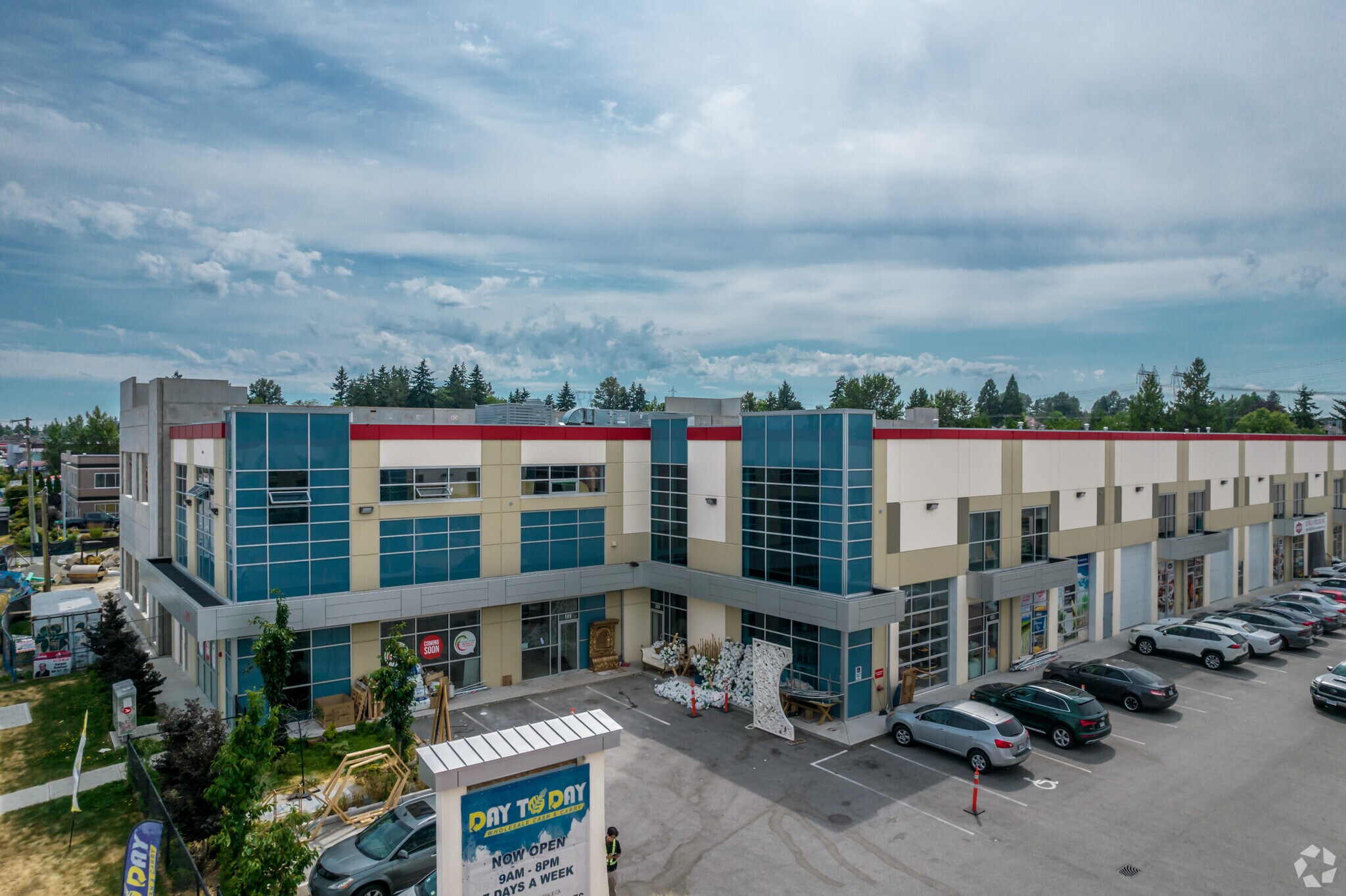 7825 128 St, Surrey, BC à louer Photo principale– Image 1 sur 5