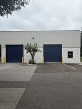 11318 Distribution Ave W, Jacksonville, FL à louer Photo de l’immeuble– Image 1 sur 1