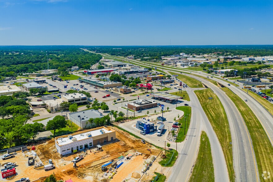 605 Northwest Pky, Azle, TX à louer - Aérien – Image 3 sur 7
