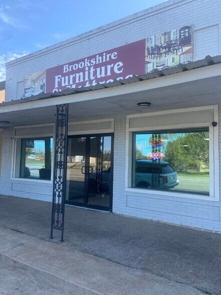 4107 HWY 90, Brookshire, TX à vendre - Photo de l’immeuble – Image 1 sur 6