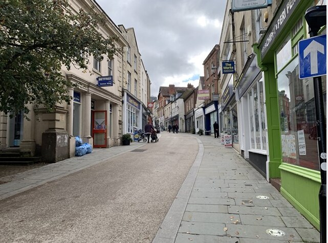 7-8 High St, Stroud à louer - Photo de l’immeuble – Image 3 sur 4