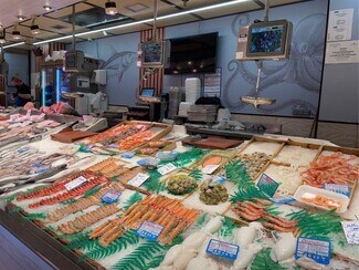 Plus de détails pour Local commercial à louer