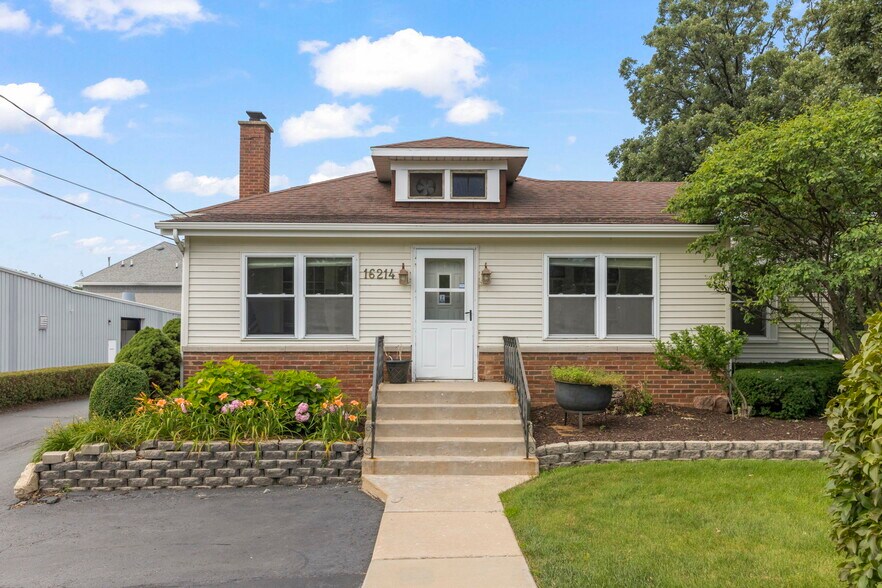 16214 S Lincoln Hwy, Plainfield, IL à vendre - Photo principale – Image 3 sur 24