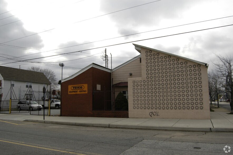 418 Market St, Marcus Hook, PA à vendre - Photo de l’immeuble – Image 3 sur 5