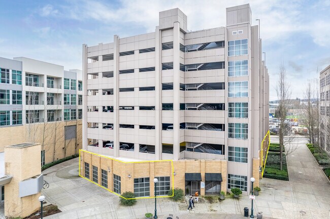 Plus de détails pour 12655 SW Millikan Way, Beaverton, OR - Spécialisé à vendre