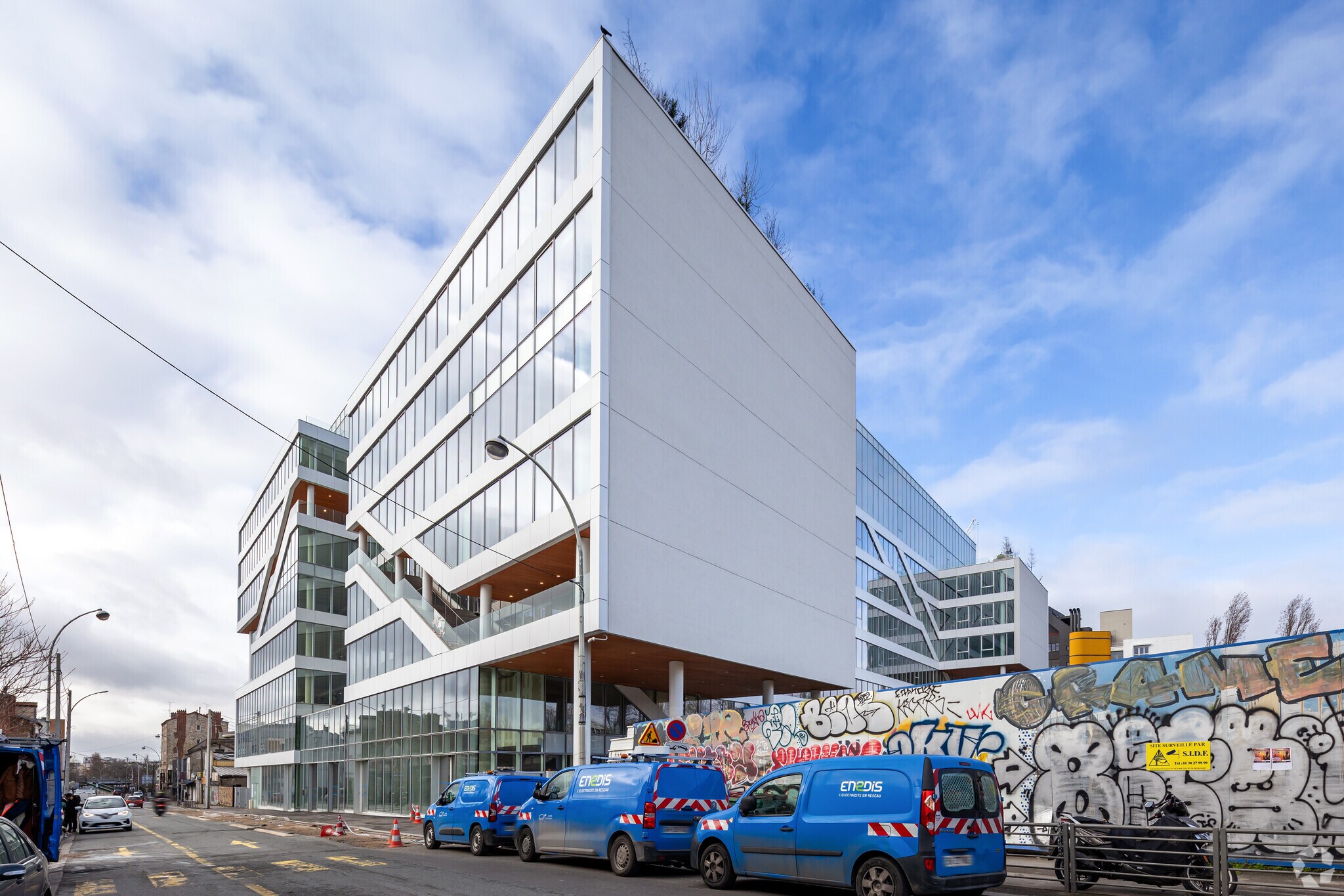 140 Avenue Galliéni, Bagnolet à louer Photo principale– Image 1 sur 3