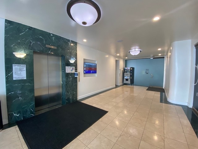292 S La Cienega Blvd, Beverly Hills, CA à louer Photo intérieure– Image 1 sur 14