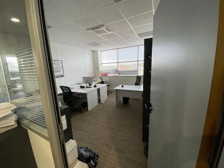 Bureau dans Lambersart à louer - Photo de l’immeuble – Image 2 sur 7