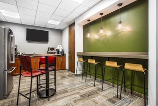 Plus de détails pour 49 High St, Barrie, ON - Coworking à louer