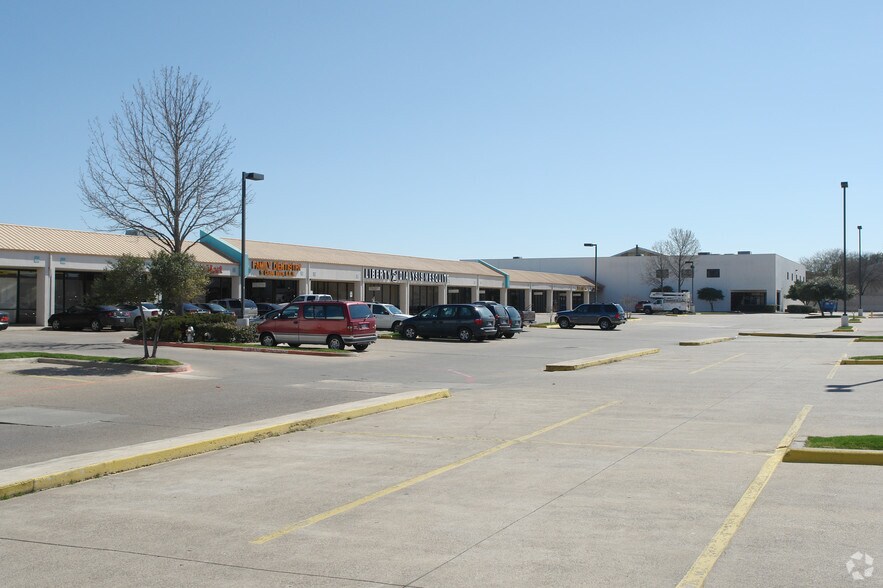 3330 N Galloway Ave, Mesquite, TX à louer - Photo principale – Image 3 sur 6