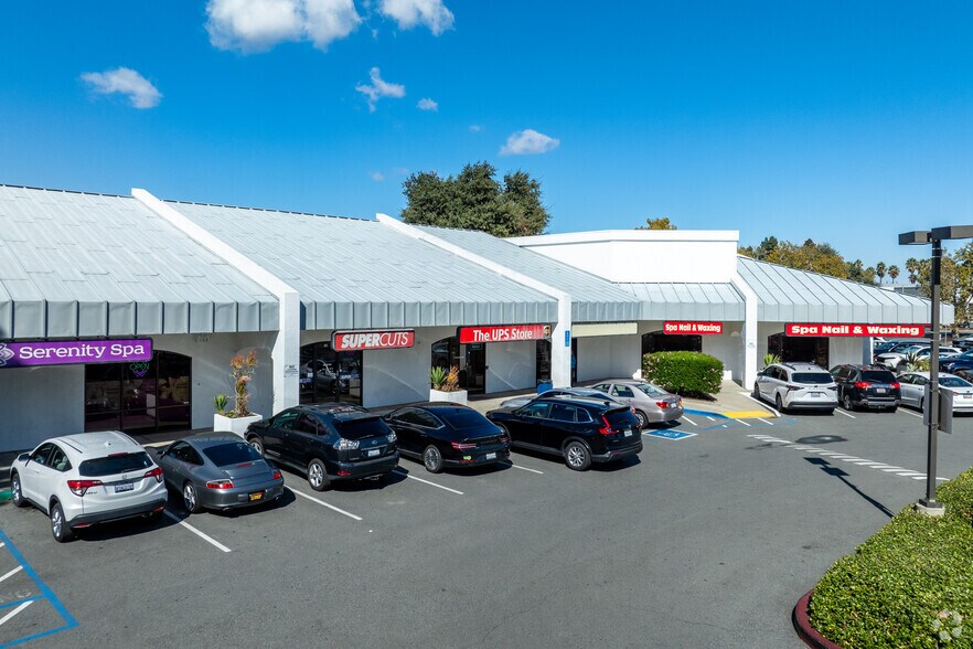 30-60 Golf Club Rd, Pleasant Hill, CA à louer - Photo de l’immeuble – Image 2 sur 3