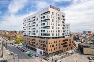 Plus de détails pour 5200 St De La Savane, Montréal, QC - Local commercial à louer