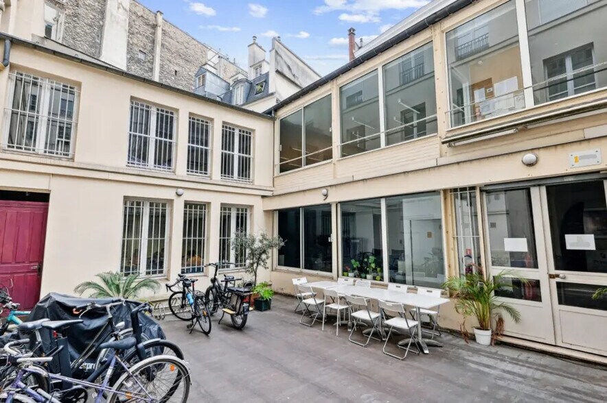 Bureau dans Paris à louer - Photo de l’immeuble – Image 2 sur 8
