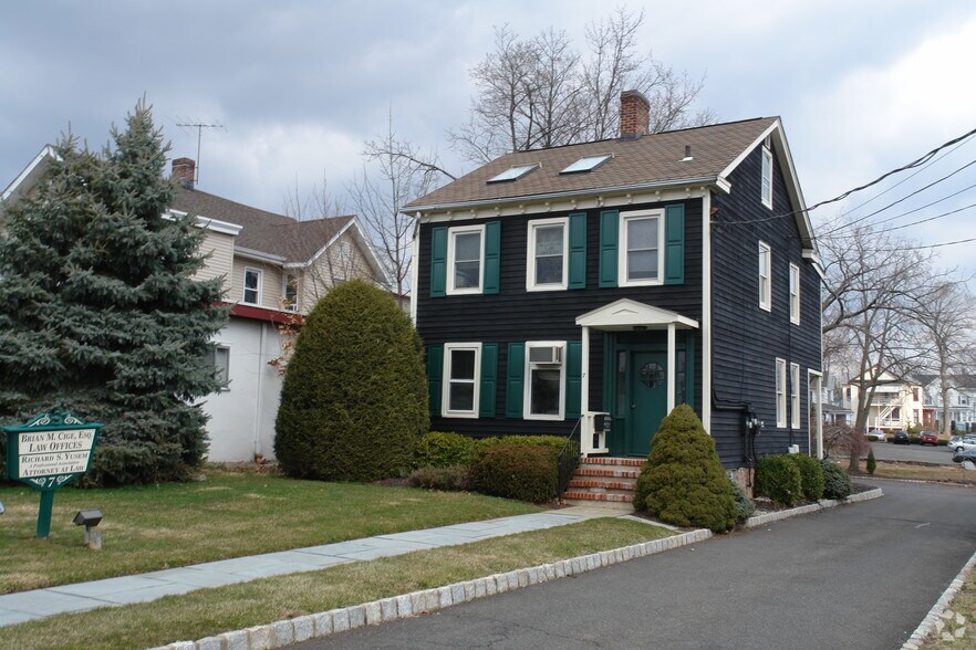 7 E High St, Somerville, NJ à louer - Photo principale – Image 1 sur 2
