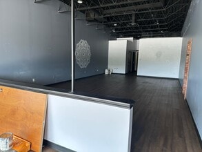 5016-5060 E 62nd St, Indianapolis, IN à louer Photo de l’immeuble– Image 2 sur 6