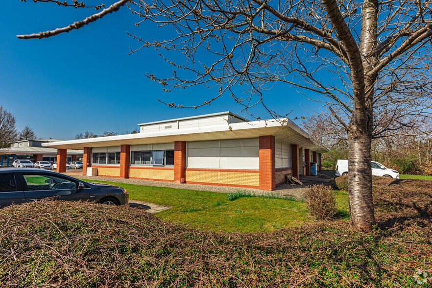 8 Bain Sq, Livingston à vendre - Photo de l’immeuble – Image 2 sur 2