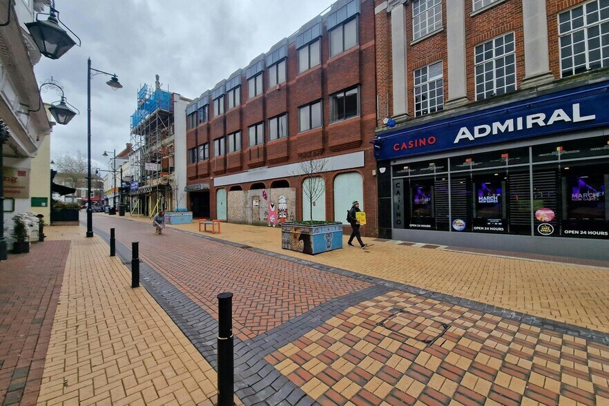 19-23 Winchester St, Basingstoke à louer - Photo de l’immeuble – Image 3 sur 4