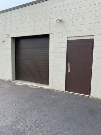 Plus de détails pour 15 Enterprise Ln, Smithfield, RI - Industriel/Logistique à louer
