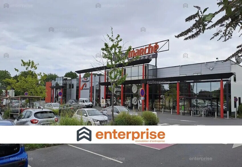 Local commercial dans Lambersart à louer - Photo de l’immeuble – Image 1 sur 1