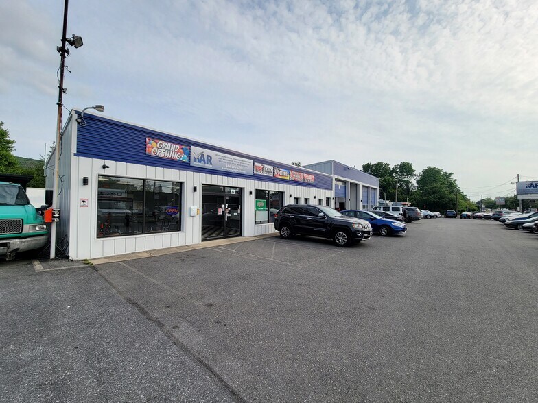 2920 W Emaus Ave, Allentown, PA à vendre - Photo principale – Image 1 sur 8