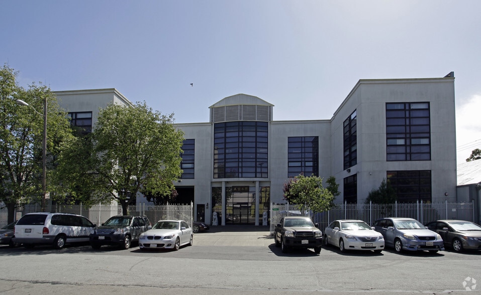 1683 Sam Jordans Way, San Francisco, CA à louer - Photo principale – Image 1 sur 2