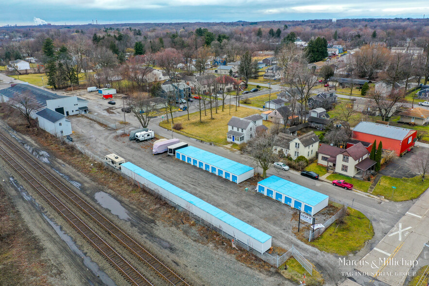 505 Grant Ave, Chesterton, IN à vendre - Photo de l’immeuble – Image 1 sur 4