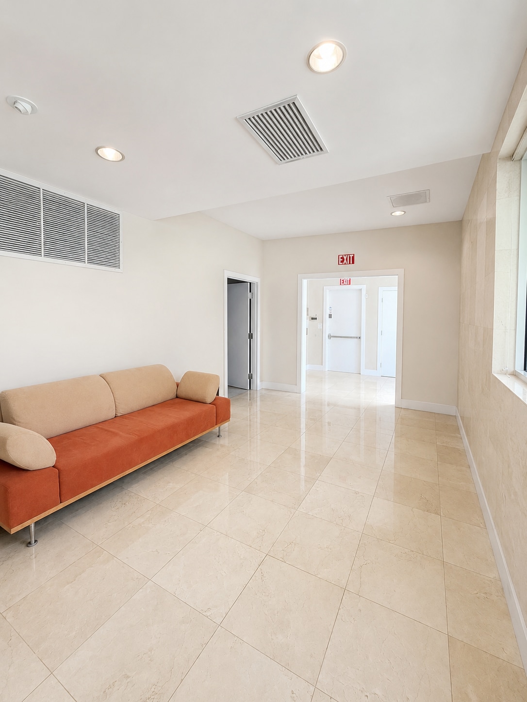 201 N Ocean Dr, Hollywood, FL à louer Photo intérieure– Image 1 sur 9