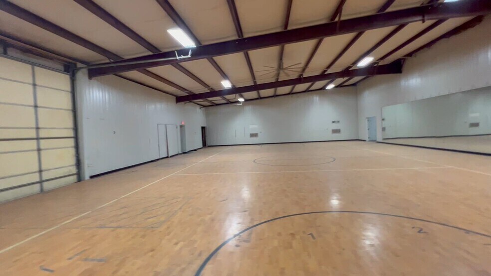 10100 Hicks Field Rd, Fort Worth, TX à vendre - Vidéo sur l’annonce professionnelle – Image 2 sur 41