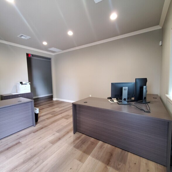 2297 N 9th St, Broken Arrow, OK à louer - Photo de l’immeuble – Image 2 sur 15